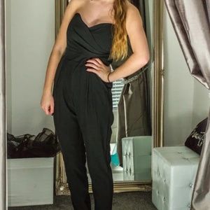 TFNC LONDON Size Large Black Jumpsuit Size Large